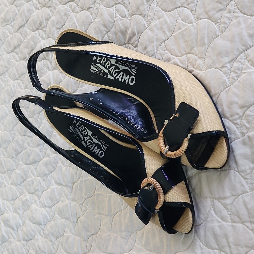 Salvatore Ferragamo Women's shoes size 7B